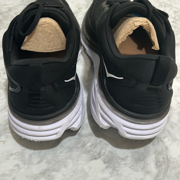HOKA MENS ATHLETIC SHOES BONDI 8 WIDE BLACK AND WHITE SIZE 14 W - Picture 5 of 9